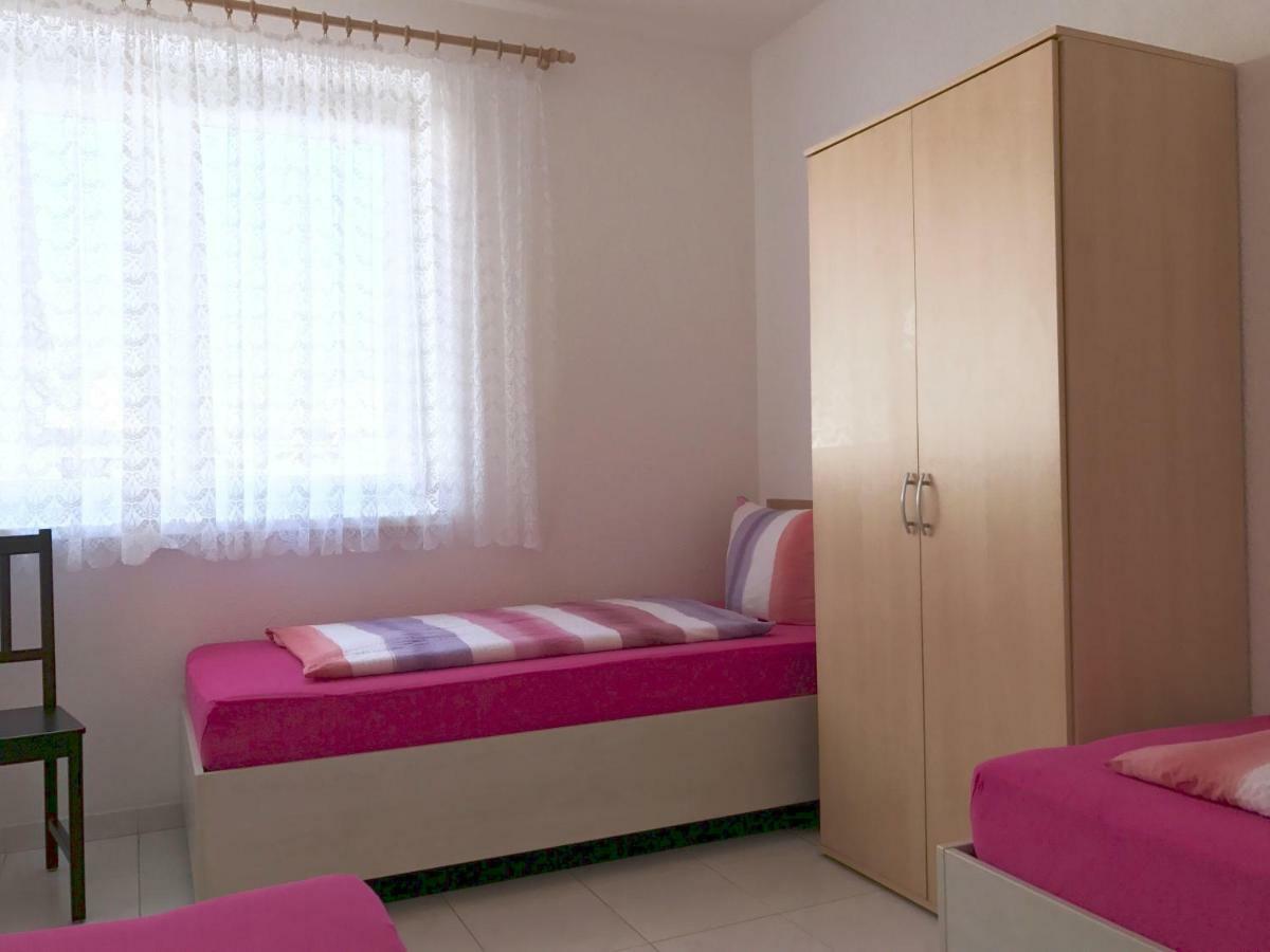 Apartment Gan *